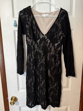 Black Lace Long Sleeve V-Neck Dress - White House Black Market